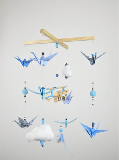 Mobile bébé origami bois avion bleu ciel bleu gris