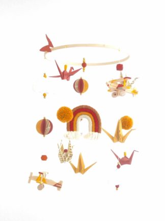 Mobile bébé avion arc-en-ciel origamis jaune moutarde, terracotta, cuivre et bordeaux