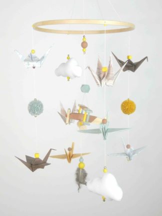 Mobile bébé montgolfière origamis jungle doré, kaki, marron et camel 2